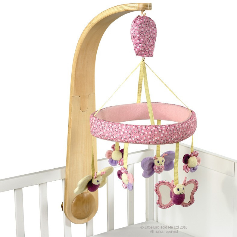 Little bird told me zen�l� p�rg� - Billowy Butterfly